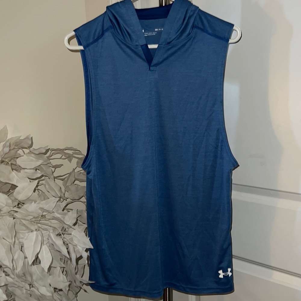 NWT Mens UA Velocity Hoodie